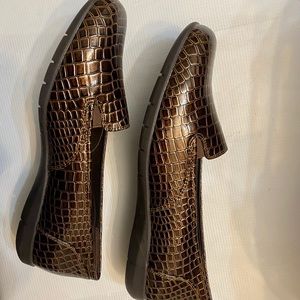 Womens comfortview size 10M